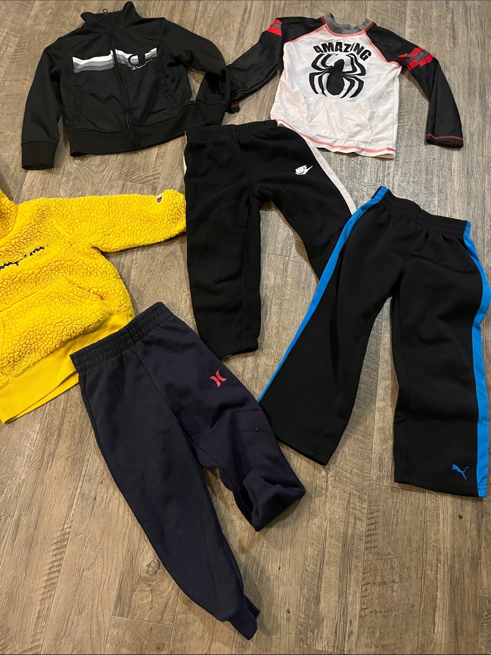 6 items Kids  bundle  nike Sweatpants with White Logo